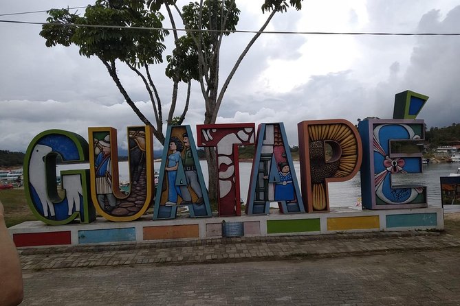Exclusive Tour: Guatapé Peñol and Coffee Farm - Itinerary Overview