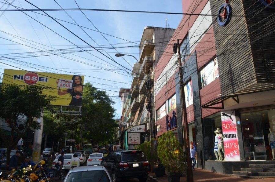From Foz Do Iguaçu: Ciudad Del Este Shopping Tour - Experience Highlights