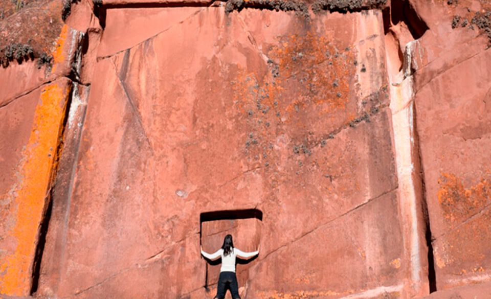 From Puno: Aramu Muru, Chucuito, and Inca Uyo Trip - Tour Highlights