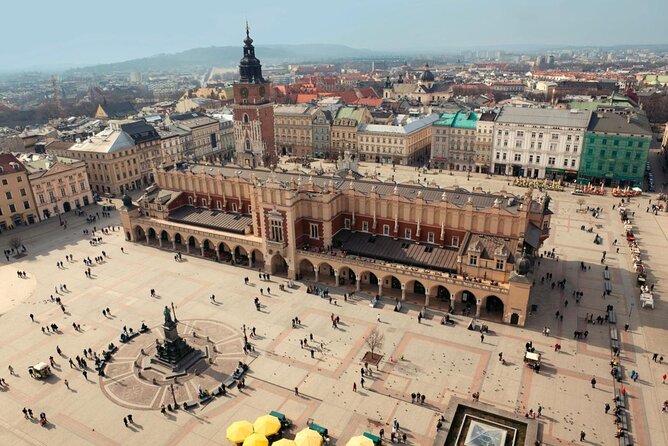 Full Bike Tour - the Old Town, Jewish Qtr & the Ghetto NEW BIKES - Tour Highlights