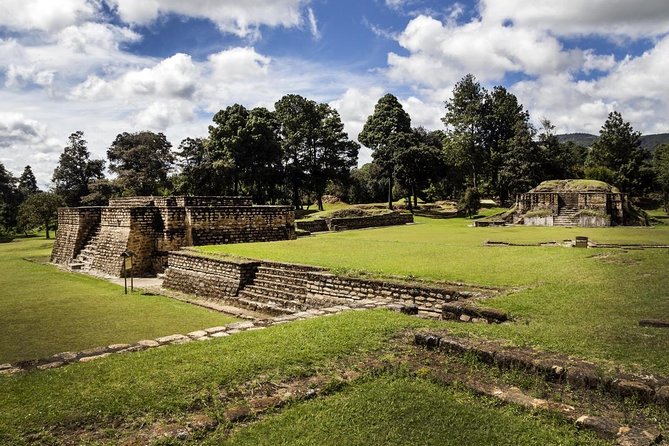 Full Day Mayan Market and Iximche From Antigua Guatemala - Reviews and Ratings