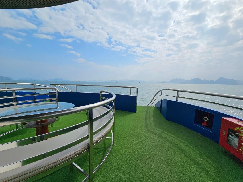 Halong Bay Delights: Deluxe Day Cruise With Kayaking & Lunch - Tour Highlights