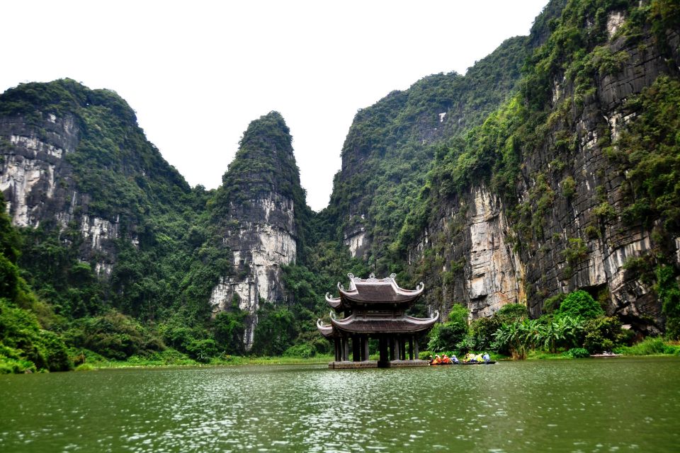 Hanoi: Hoa Lu, Mua Cave and Trang an Day Tour With Lunch - Good To Know