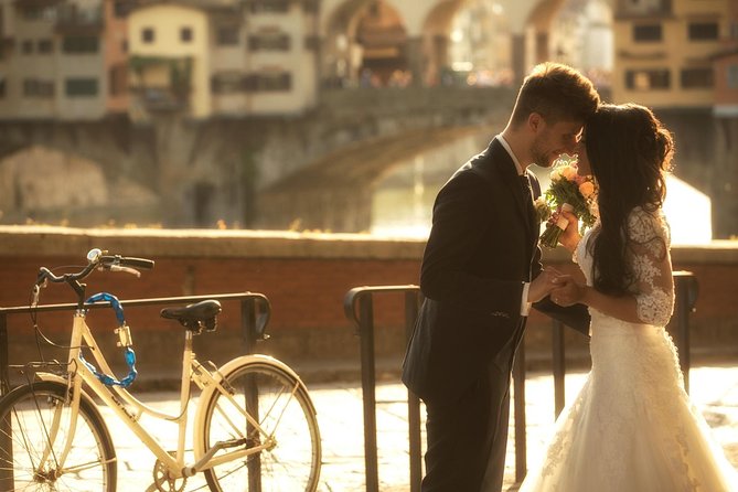 Honeymooners Florence Tour With Professional Photographer and Driver - Tour Overview