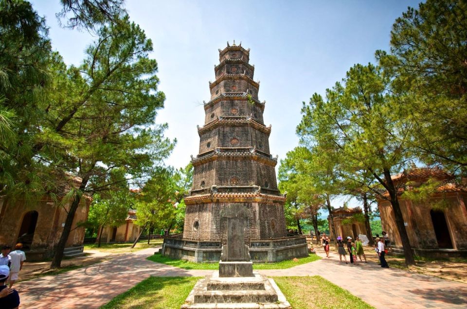 Hue Sightseeing Royal Tombs , Citadel With Tour Guide - Experience the Hue Imperial Citadel