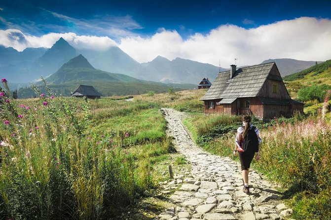 Krakow : Private Tour Hiking in Tatra Mountains and Termal Baths - Tour Overview