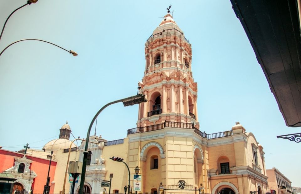 Lima: Half Day Tour of Lima's Must-See Sites. - Multilingual Live Tour Guides Available
