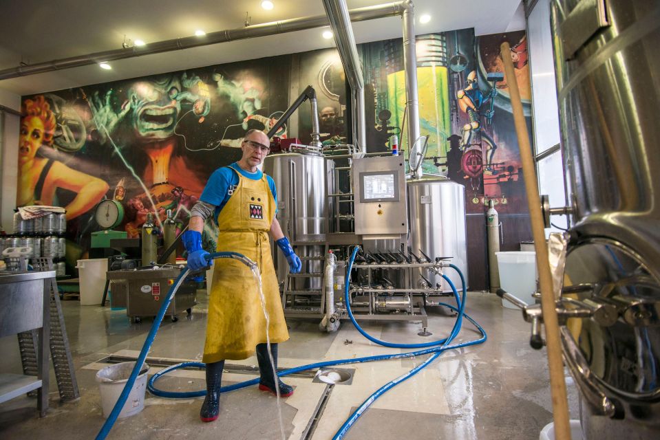 Ljubljana: Craft Beer Tour - Tour Duration and Guide Availability
