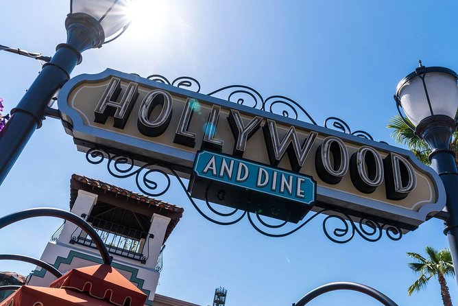 Long Beach Private Transfer to or From Universal Studios. - Pricing and Booking Details