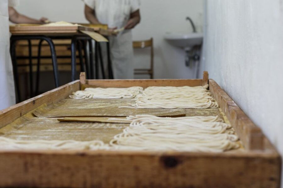 Lucca: Fresh Pasta-Making Class at a Local’s Home