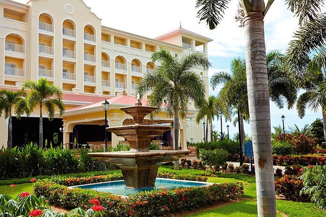 Luxury Airport Transfer to Costa Rican Resorts - Service Overview