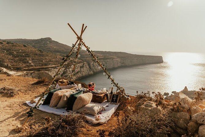 Malta Private Picnic Experience With Sparkling Wine - Exclusive Picnic Location Details