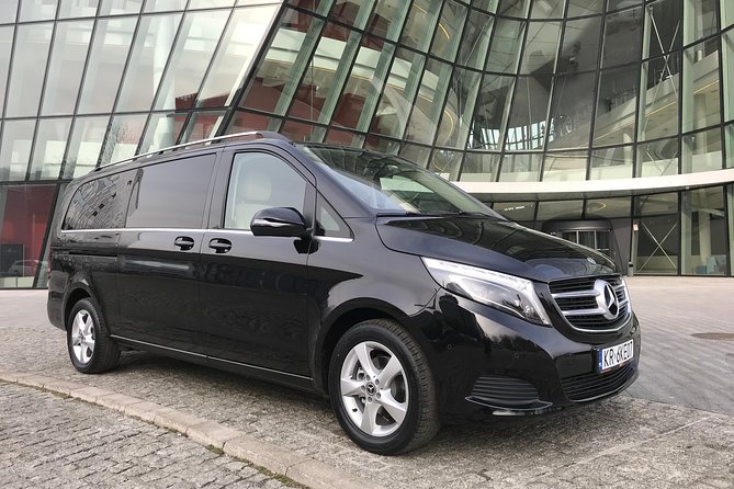 Mercedes V Class VIP Minivan Kraków - Service Features and Amenities