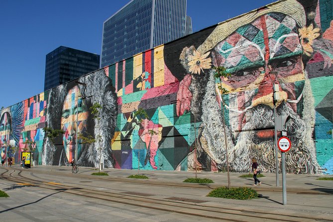 Olympic Boulevard and Museum of Tomorrow Walking Tour - Itinerary Highlights