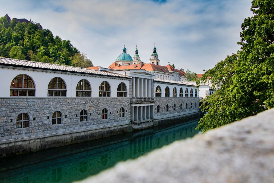Photo Tour: Ljubljana City of Lights - Booking Information