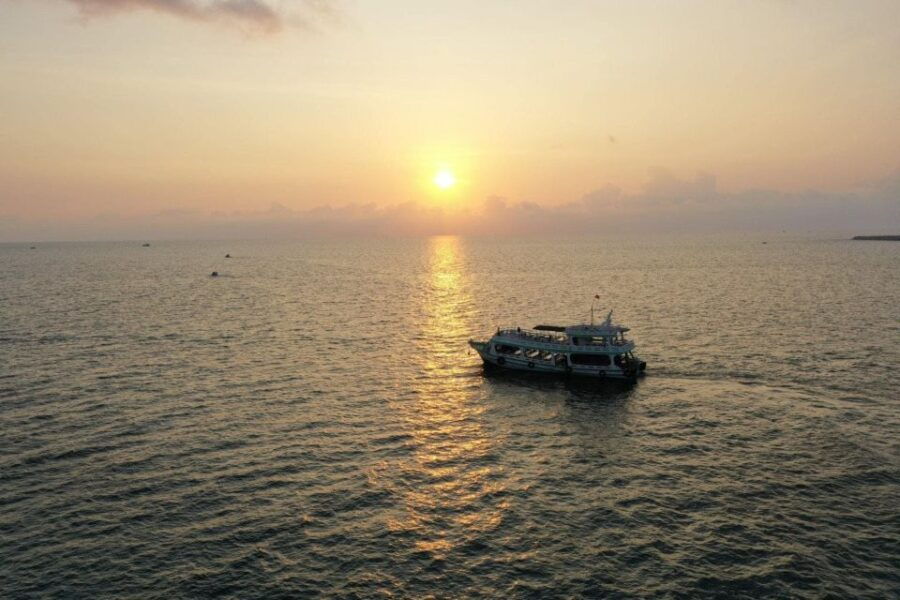 Phu Quoc: Squid Fishing Tour With Sunset Views & Dinner - Experience Highlights