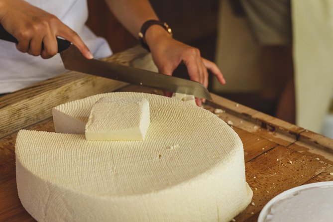 Pienza: Cheese Making Demonstration and Light Lunch in a Farm - Key Inclusions