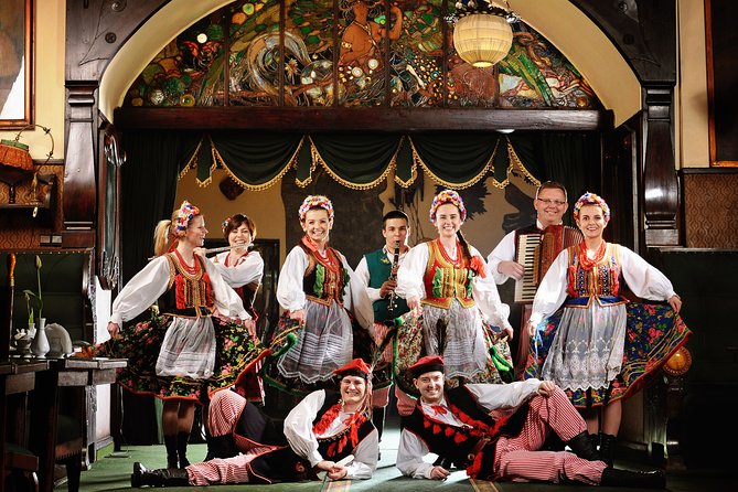 Polish Folk Show With 3 Course Dinner in Krakow Legendary Restaurant - Event Overview