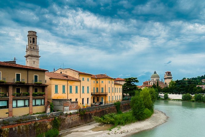 Private Full Day Tour From Milan to Verona With Local Tour Guide and Fast Train - Tour Overview