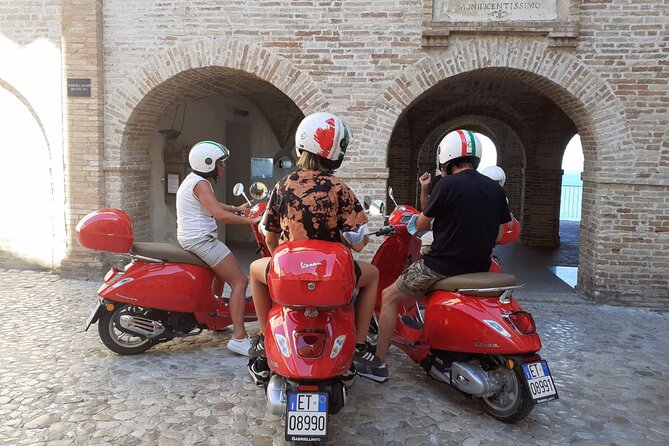 Private Guided Tour of the Marches on Vespa in the Aso Valley - End Point and Total Duration