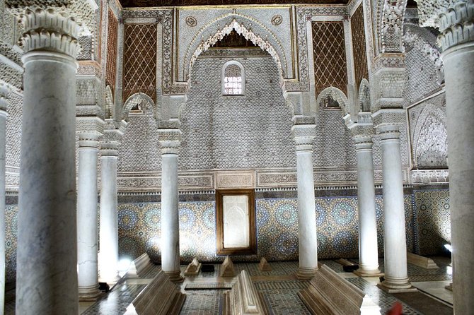 Private Half Day Marrakech City Tour With Transport - Positive Reviews From Travelers