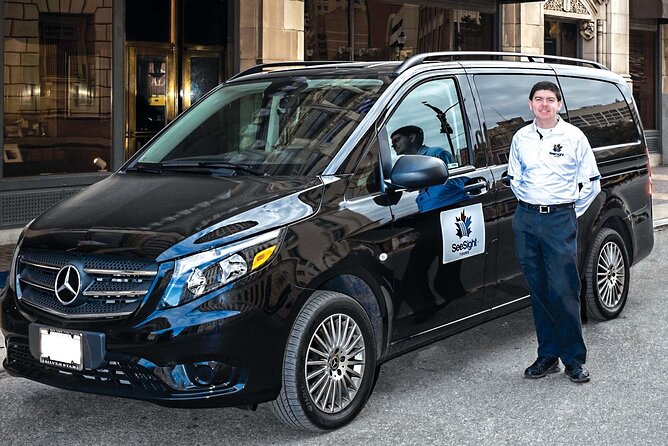 Private Half-Day Tour of Chicago - Vehicle and Guide