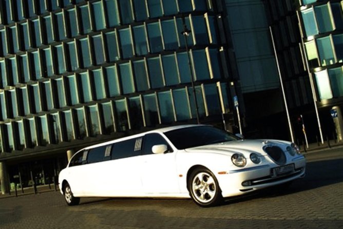 Private Limo Airport Transfer From Chopin WAW - Service Details