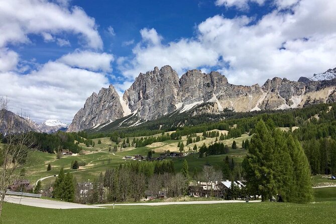 Private Transfer From Venice Airport to Cortina by Class E - Good To Know