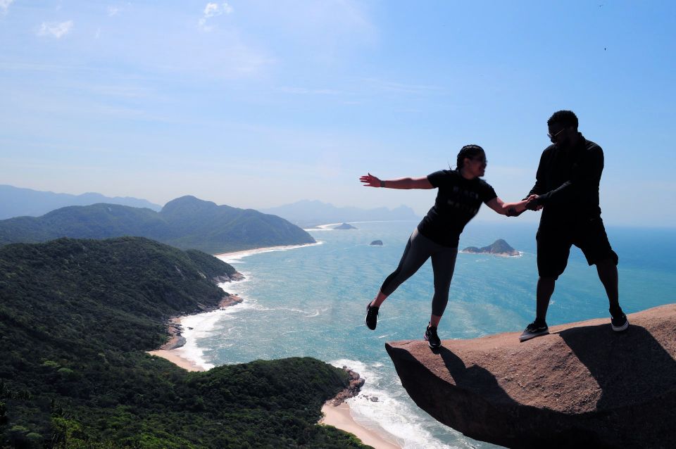 Rio De Janeiro: Pedra Do Telegrafo Hike & Grumari Beach Tour - Experience Highlights