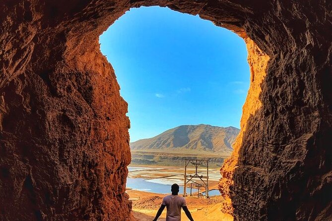 Sal Private Tour: All Inclusive Salt Lake, Blue Eye and Shark Bay - Meeting and Pickup Details