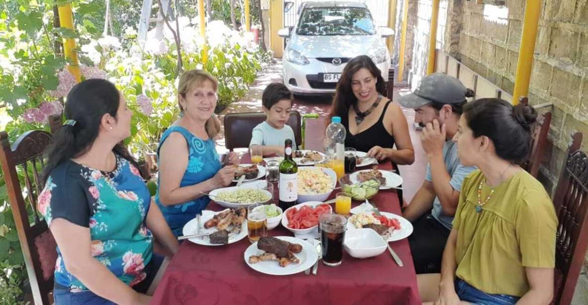 Santiago: Premium Barbecue at Family Home - Location & Setting