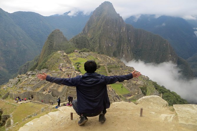 Small-Group Tour: Guide Service in Machu Picchu From Cusco - Maximum Group Size