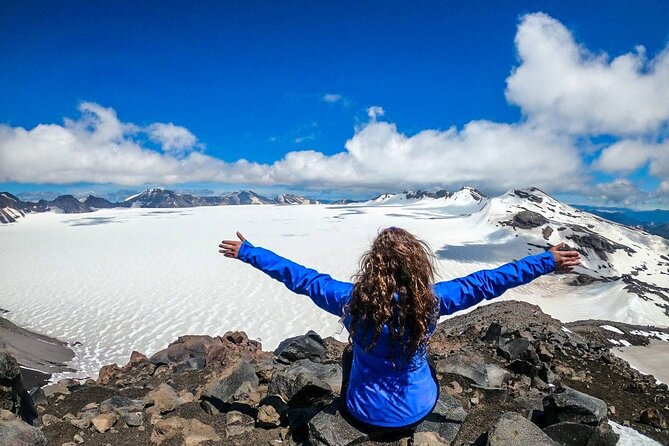 Spectacular Sollipulli Volcano Trek in Chile - Pickup and Transportation Details