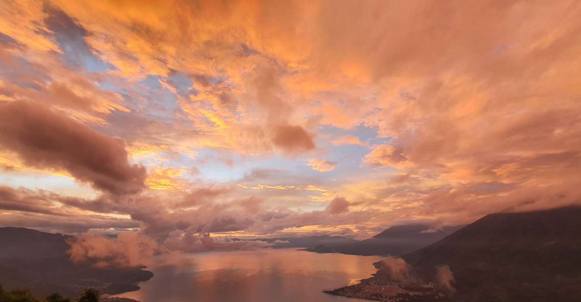 Sunrise and Hiking to the Indian Nose Mountain - Mountain Height and Views