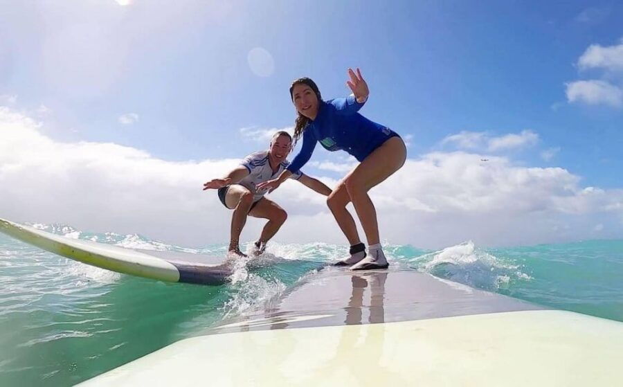Surf Class : Master the Perfect Wave – Beginners & Advanced