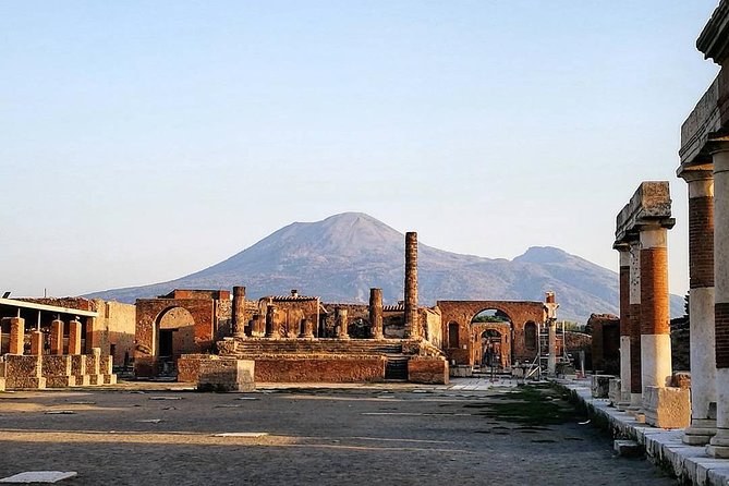 Tours in Pompeii Visit the Ruins Guided by an Archeologist