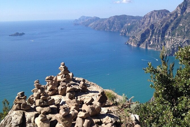 Trekking Montepertuso Hole in the Rock and a Round Trip Transfer - Tour Itinerary and Highlights