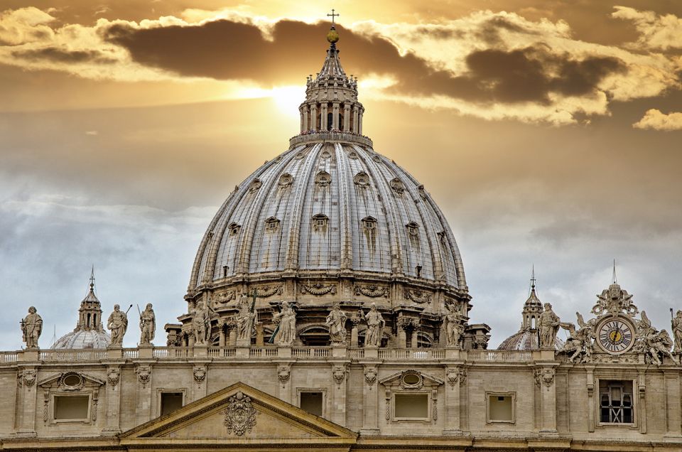 VIP Vatican in a Day Tour: Art and History as Never Before - Small Group Experience With Live Guide