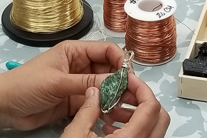 Wire Wrapping Raw Gemstones Class  - Newark - Class Overview