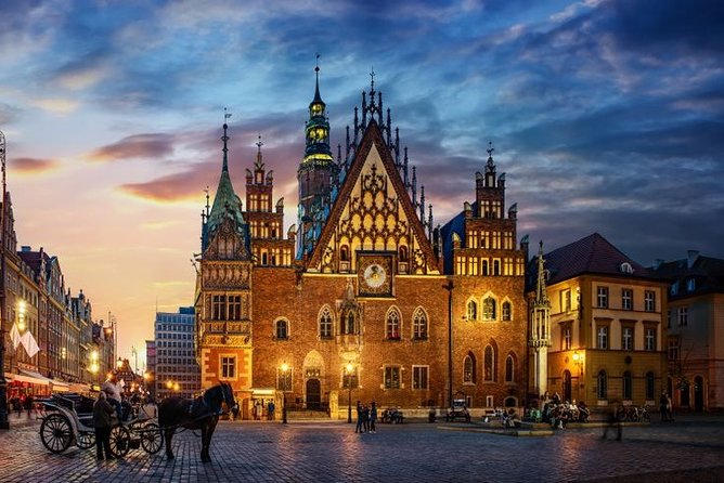 Wroclaw by Night - Good To Know