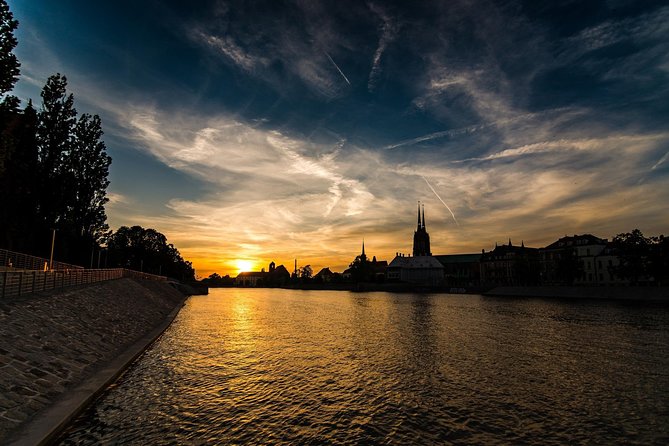 Wroclaw Old Town Highlights Private Walking Tour - Tour Pricing and Booking Details