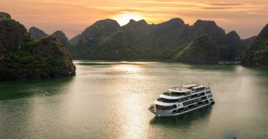 3-Day Ha Long – Lan Ha Bay 5-Star Cruise & Private Balcony