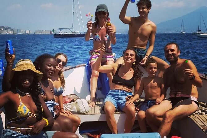 3 Hours - Boat Tour in Naples With Drink