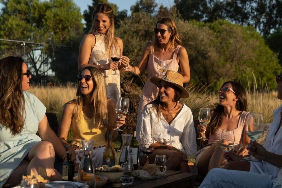 3 Winerieslunch With Unlimited Winetransfer Included