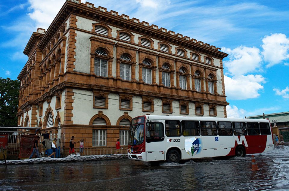 City Tour in the Historic Center of Manaus With a Photographer - Starting Location & Finish