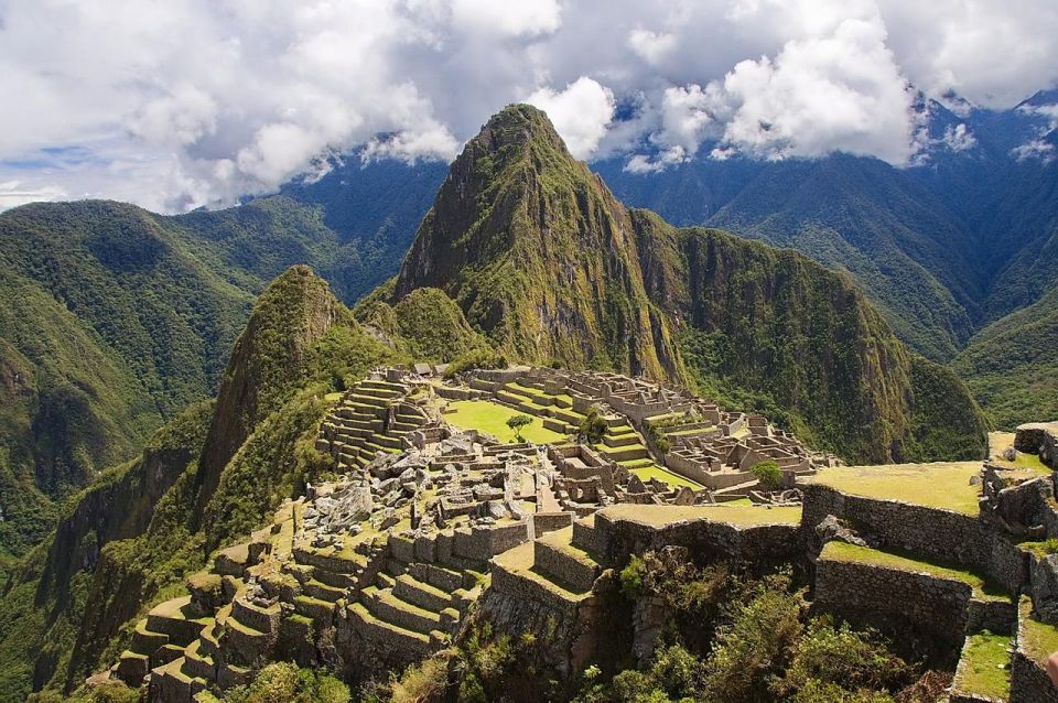 Cusco: Valle Sagrado - Machu Picchu - Raimbow Mountain 4D - Booking Information
