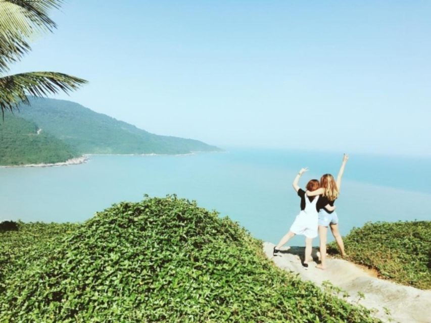 Discover the Wild Beauty of Son Tra and Memorable Photoshoot - Rare Red-Shanked Doucs Encounter