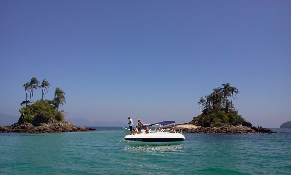 From Angra Dos Reis: Botinas & Dentista Beach Speedboat Tour - Experience Highlights