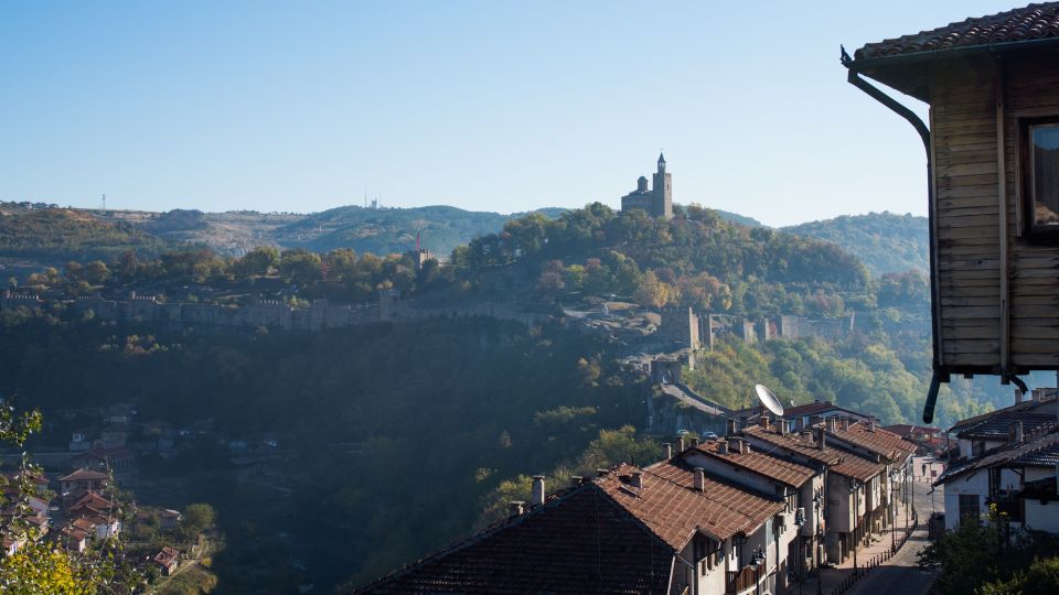 From Bucharest: Private Full-Day Veliko Tarnovo Trip - Explore Veliko Tarnovos History