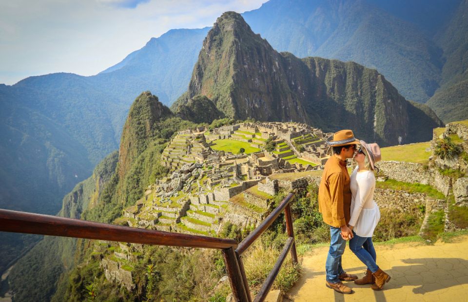 From Cusco: Machu Picchu Private Full-Day Tour With Transfer - Detailed Tour Description